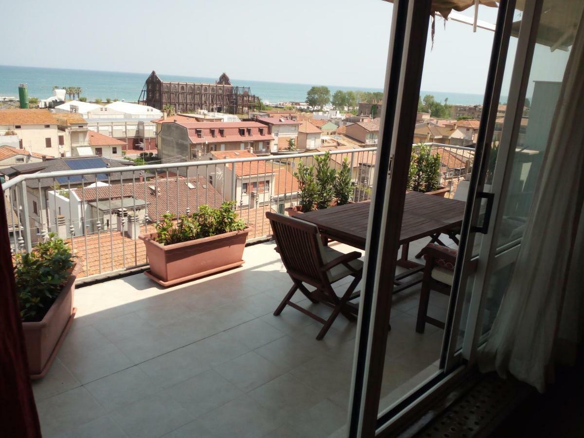 Sky Wellness Apartment Porto SantʼElpidio Zewnętrze zdjęcie